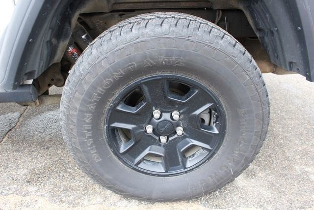 2023 Jeep Gladiator Mojave 4x4 - 23077477 - 35