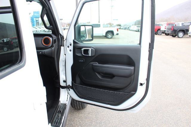 2023 Jeep Gladiator Mojave 4x4 - 23077477 - 50