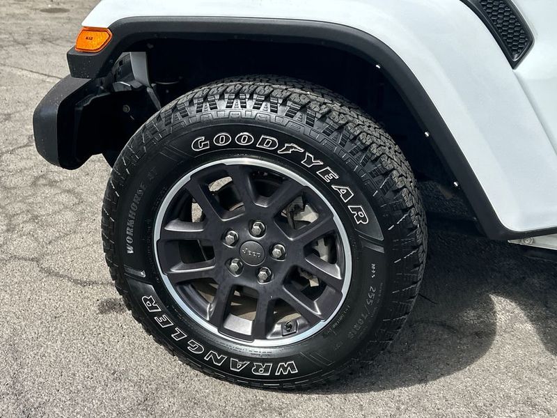 2023 Jeep Gladiator Overland 4x4 - 23036936 - 11