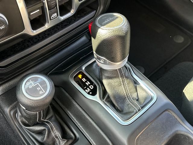 2023 Jeep Gladiator Overland 4x4 - 23042301 - 18