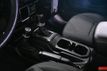 2023 Jeep Gladiator Sport - 22951616 - 19
