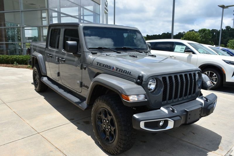 2023 Jeep Gladiator Texas Trail photo 10