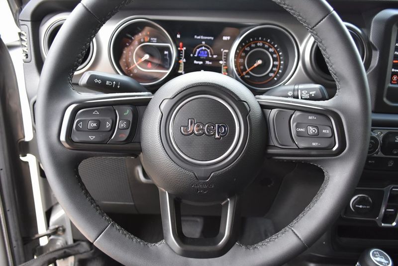 2023 Jeep Gladiator Texas Trail photo 19