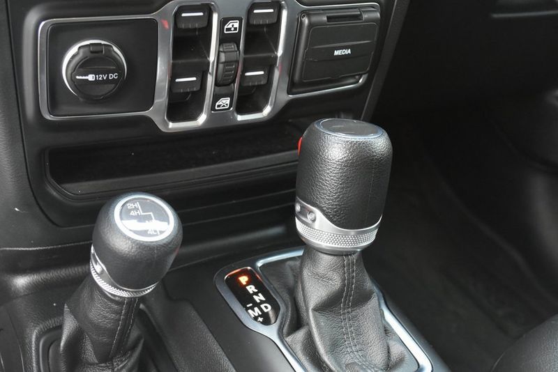 2023 Jeep Gladiator Texas Trail photo 22