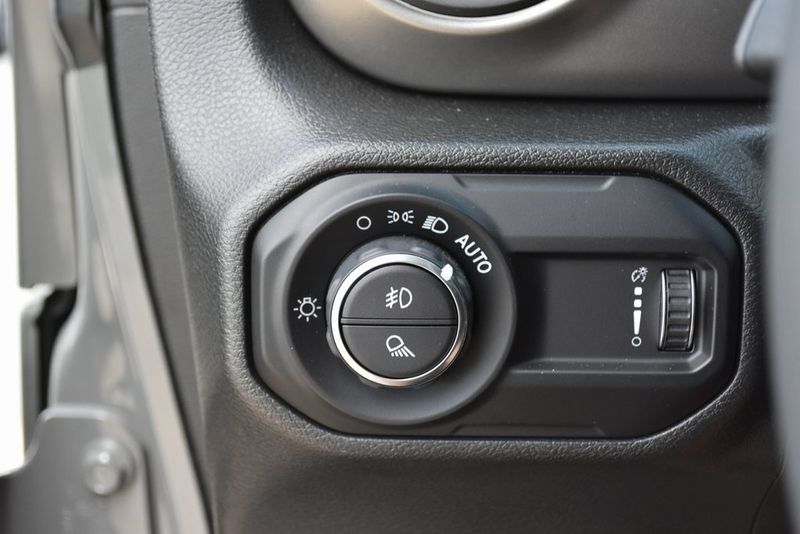 2023 Jeep Gladiator Texas Trail photo 26