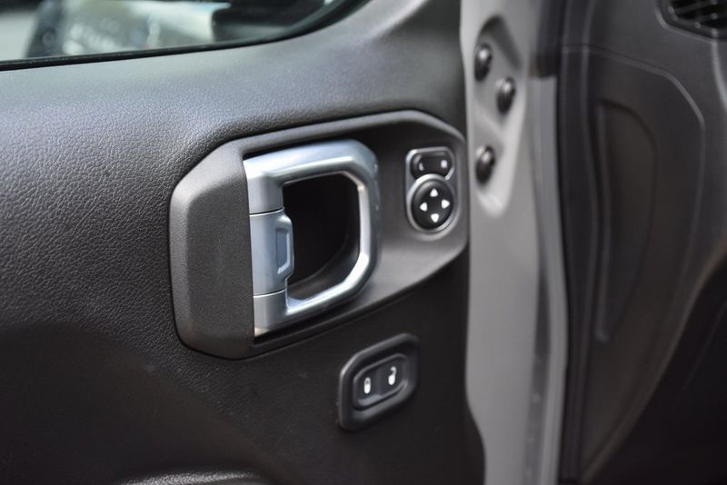 2023 Jeep Gladiator Texas Trail photo 31