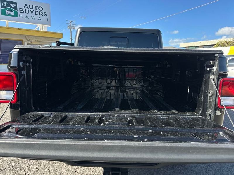 2023 Jeep Gladiator Willys 4x4 - 22936240 - 20