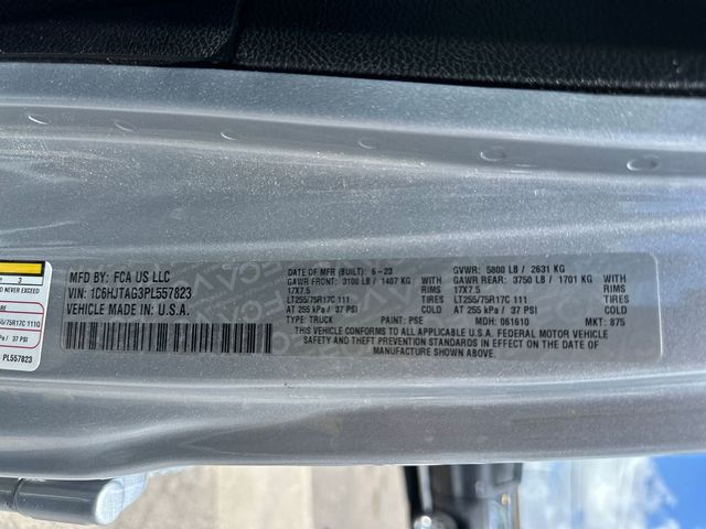 2023 Jeep Gladiator Willys 4x4 - 23031787 - 22