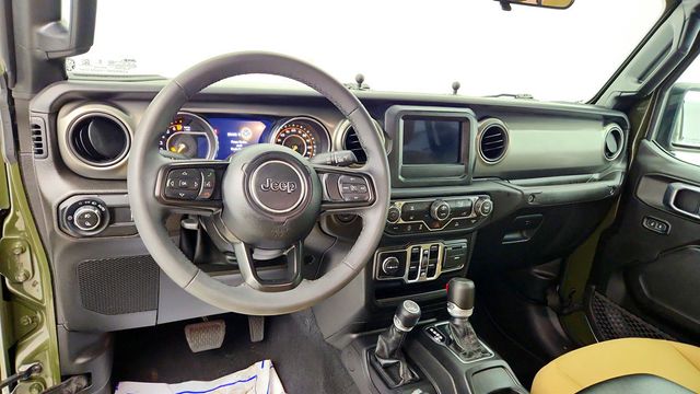 2023 Jeep Gladiator Willys 4x4 - 23020958 - 11