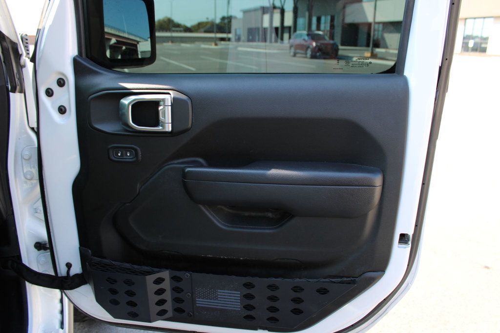 2023 Jeep Gladiator Willys 4x4 - 23069394 - 18