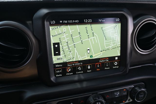 2023 Jeep Gladiator Willys Sport S 4x4  - 23083096 - 18