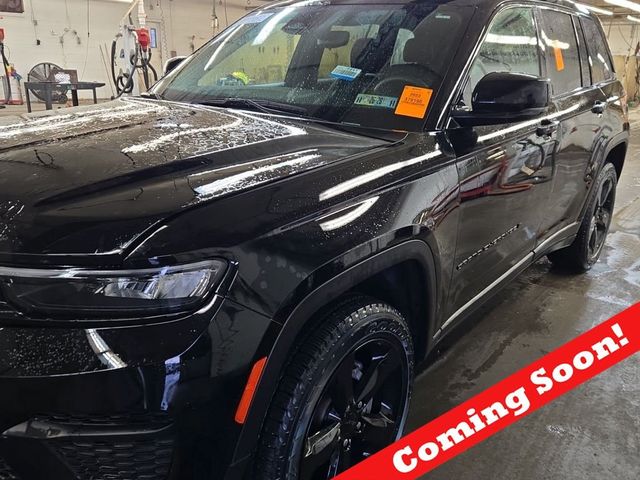 2023 Jeep Grand Cherokee Altitude - 22971893 - 1