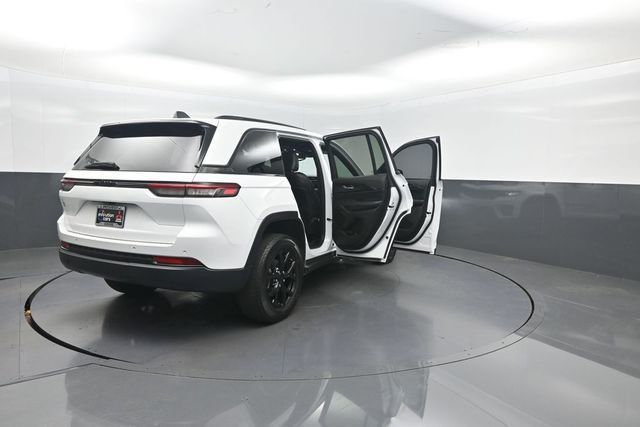 2023 Jeep Grand Cherokee Altitude - 23056891 - 33