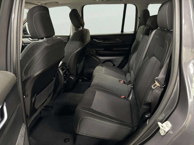 2023 Jeep Grand Cherokee Altitude 4x4 4dr SUV - 23045406 - 17