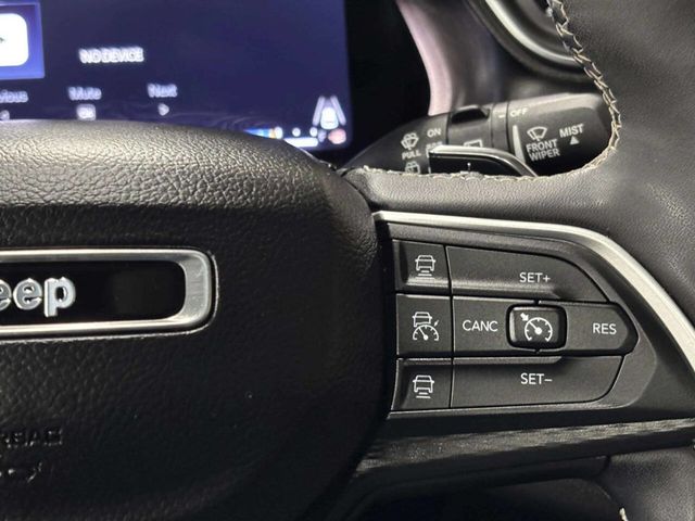 2023 Jeep Grand Cherokee Altitude 4x4 4dr SUV - 23045406 - 32
