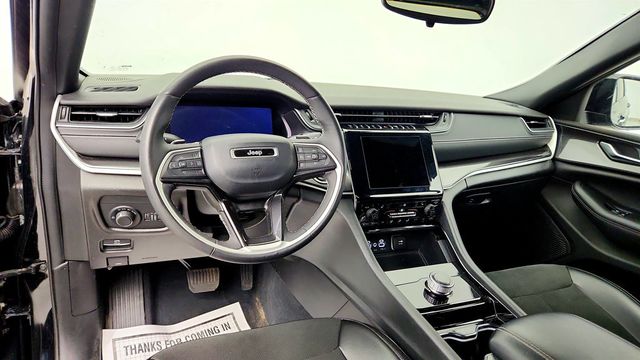 2023 Jeep Grand Cherokee Altitude 4x4 w/ Power Sunroof - 23029268 - 12