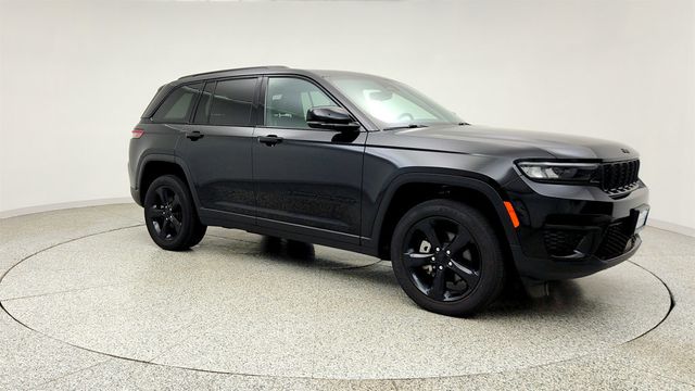 2023 Jeep Grand Cherokee Altitude 4x4 w/ Power Sunroof - 23029268 - 2