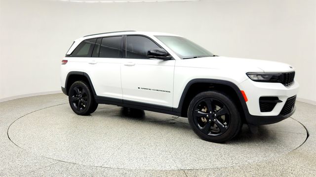 2023 Jeep Grand Cherokee Altitude 4x4 w/ Quick Order Package 23B - 23036857 - 2
