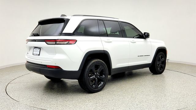 2023 Jeep Grand Cherokee Altitude 4x4 w/ Quick Order Package 23B - 23036857 - 4