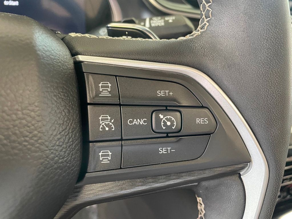 2023 Jeep Grand Cherokee Altitude X 4x4 - 23064335 - 32
