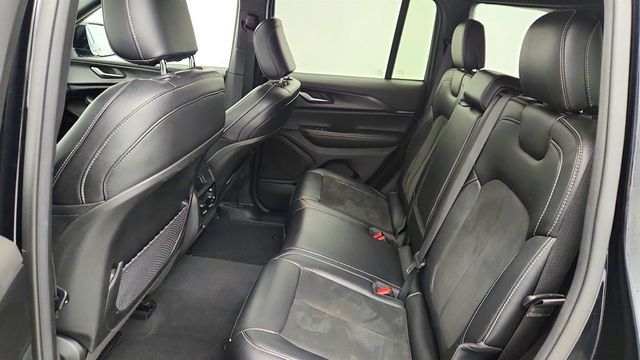 2023 Jeep Grand Cherokee Altitude X 4x4 with 20'' Gloss Black Painted Aluminum Wheels - 22960987 - 19