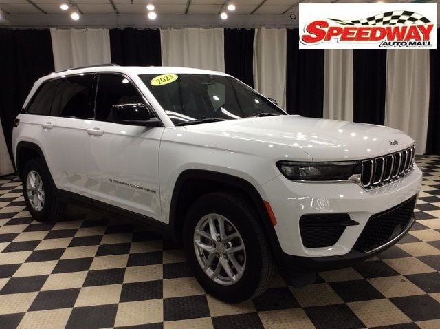 2023 Jeep Grand Cherokee Laredo - 22980603 | Video 1