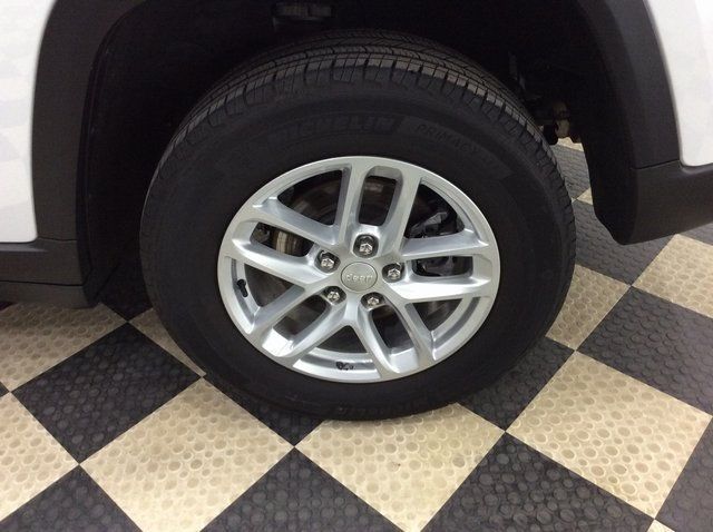 2023 Jeep Grand Cherokee Laredo - 22980603 - 29