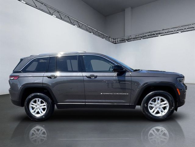 2023 Jeep Grand Cherokee Laredo 4WD - 23056995 - 2