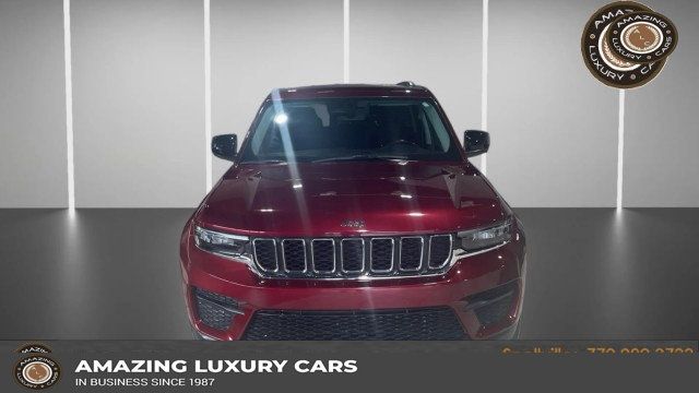 2023 Jeep Grand Cherokee Laredo 4x2 - 23035065 - 0