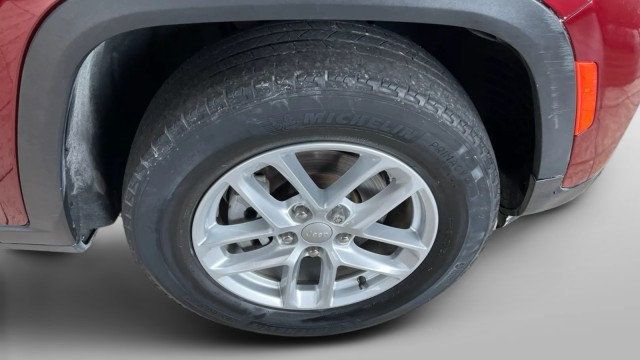 2023 Jeep Grand Cherokee Laredo 4x2 - 23035065 - 4