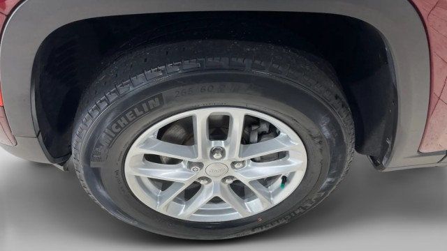 2023 Jeep Grand Cherokee Laredo 4x2 - 23035065 - 7