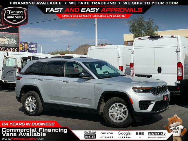 2023 Jeep Grand Cherokee Laredo 4x2 1-OWNER - 22994987 - 0