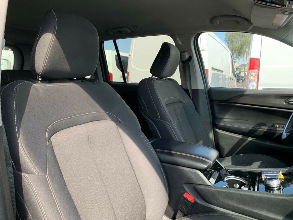 2023 Jeep Grand Cherokee Laredo 4x2 1-OWNER - 22994987 - 19