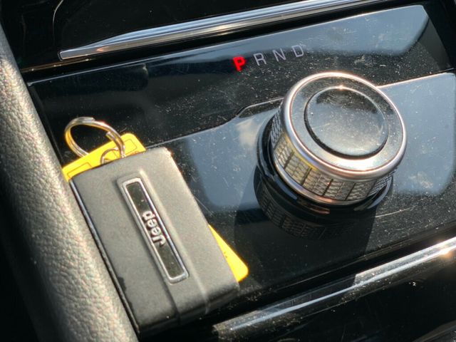 2023 Jeep Grand Cherokee Laredo 4x2 1-OWNER - 22994987 - 41