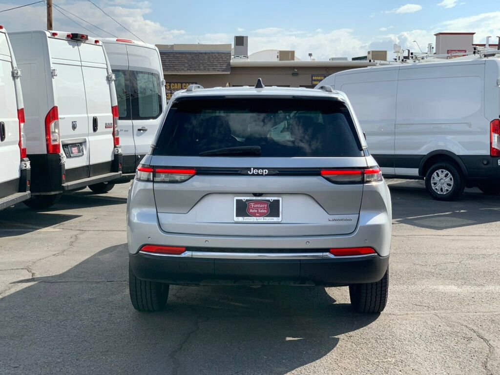 2023 Jeep Grand Cherokee Laredo 4x2 1-OWNER - 22994987 - 7