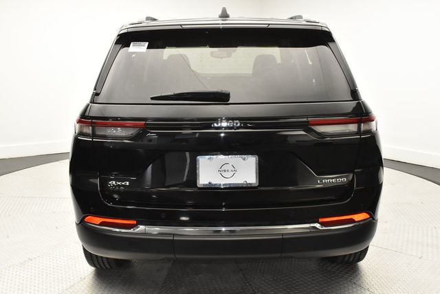 2023 Jeep Grand Cherokee Laredo 4x4 - 22967107 - 5