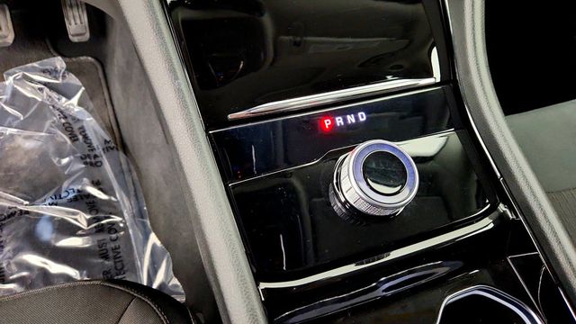2023 Jeep Grand Cherokee Laredo 4x4 w/ Luxury Tech Group & Sunroof - 23086649 - 15