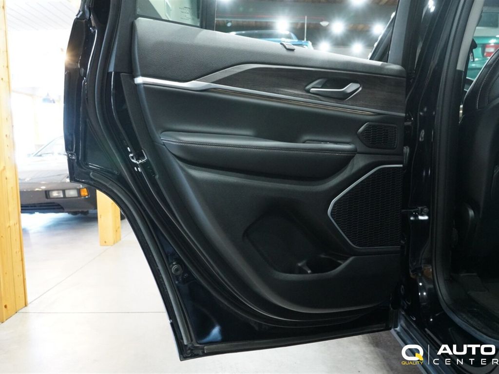 2023 Jeep Grand Cherokee Limited 4x4 - 22895272 - 10