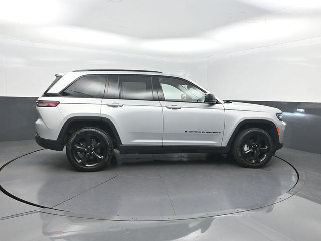 2023 Jeep Grand Cherokee Limited 4x4 - 23080079 - 31