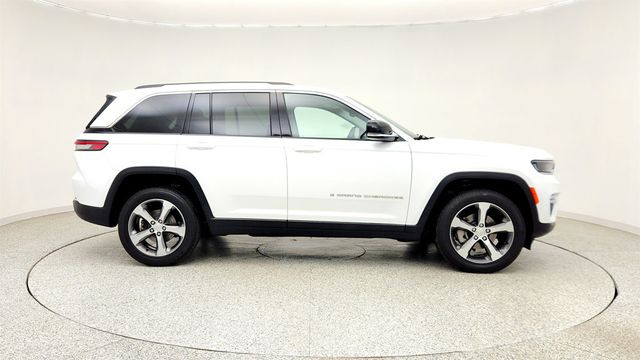 2023 Jeep Grand Cherokee Limited 4x4 w/ 20'' x 8.5'' Machined / Painted Aluminum Wheels - 23025868 - 3