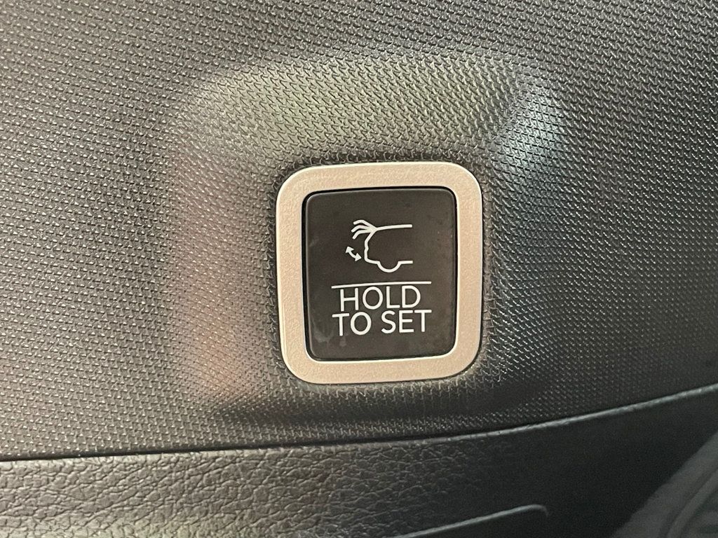 2023 Jeep Grand Cherokee Overland 4x4 - 23067197 - 22