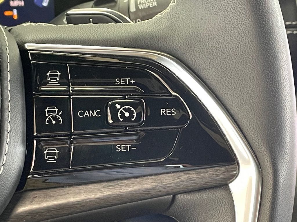 2023 Jeep Grand Cherokee Overland 4x4 - 23067197 - 28