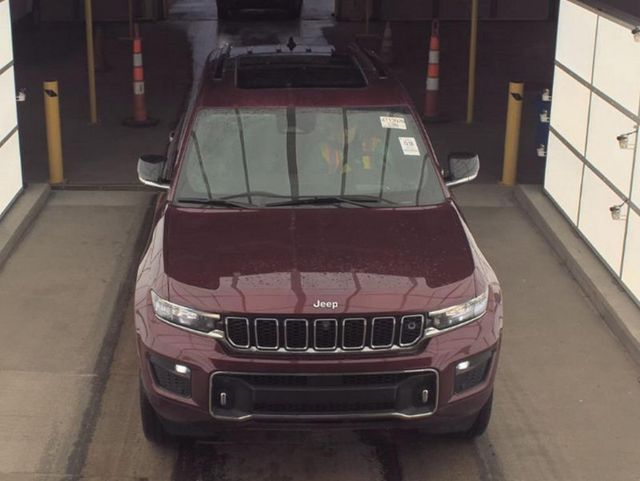 2023 Jeep Grand Cherokee Overland 4x4 - 22969807 - 2