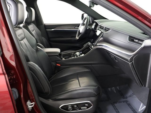 2023 Jeep Grand Cherokee Overland 4x4 - 22969807 - 34