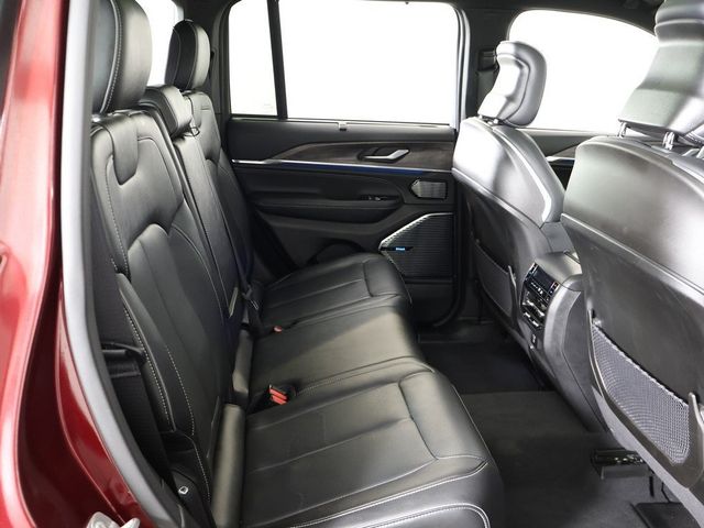 2023 Jeep Grand Cherokee Overland 4x4 - 22969807 - 40