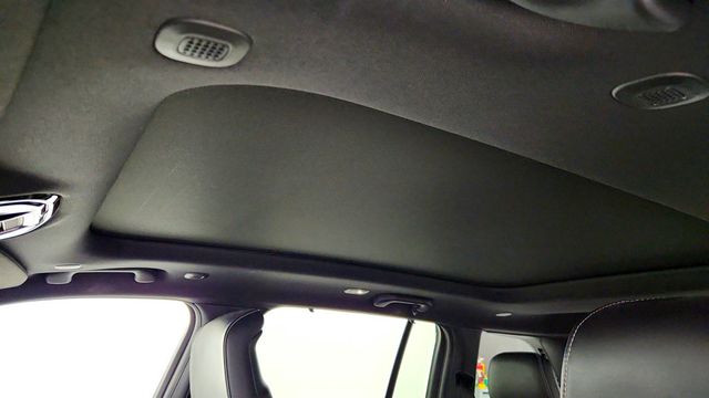 2023 Jeep Grand Cherokee Overland 4x4 with Adv. ProTech Group III & Luxury Tech Group IV - 22967871 - 9