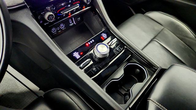 2023 Jeep Grand Cherokee Overland 4x4 with Adv. ProTech Group III & Luxury Tech Group IV - 22967871 - 15