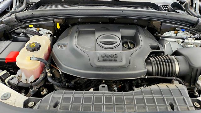 2023 Jeep Grand Cherokee Overland 4x4 with Adv. ProTech Group III & Luxury Tech Group IV - 22967871 - 25