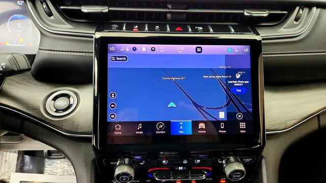 2023 Jeep Grand Cherokee Overland 4x4 w/ Luxury Tech IV & 19-Speaker Audio - 23100485 - 18