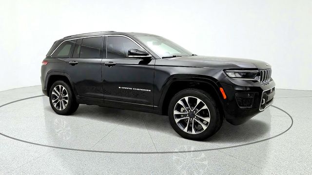2023 Jeep Grand Cherokee Overland 4x4 w/ Luxury Tech IV & 19-Speaker Audio - 23100485 - 2